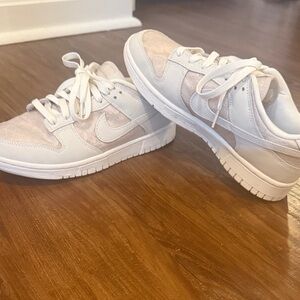 Nike White and Tan woman’s Dunks